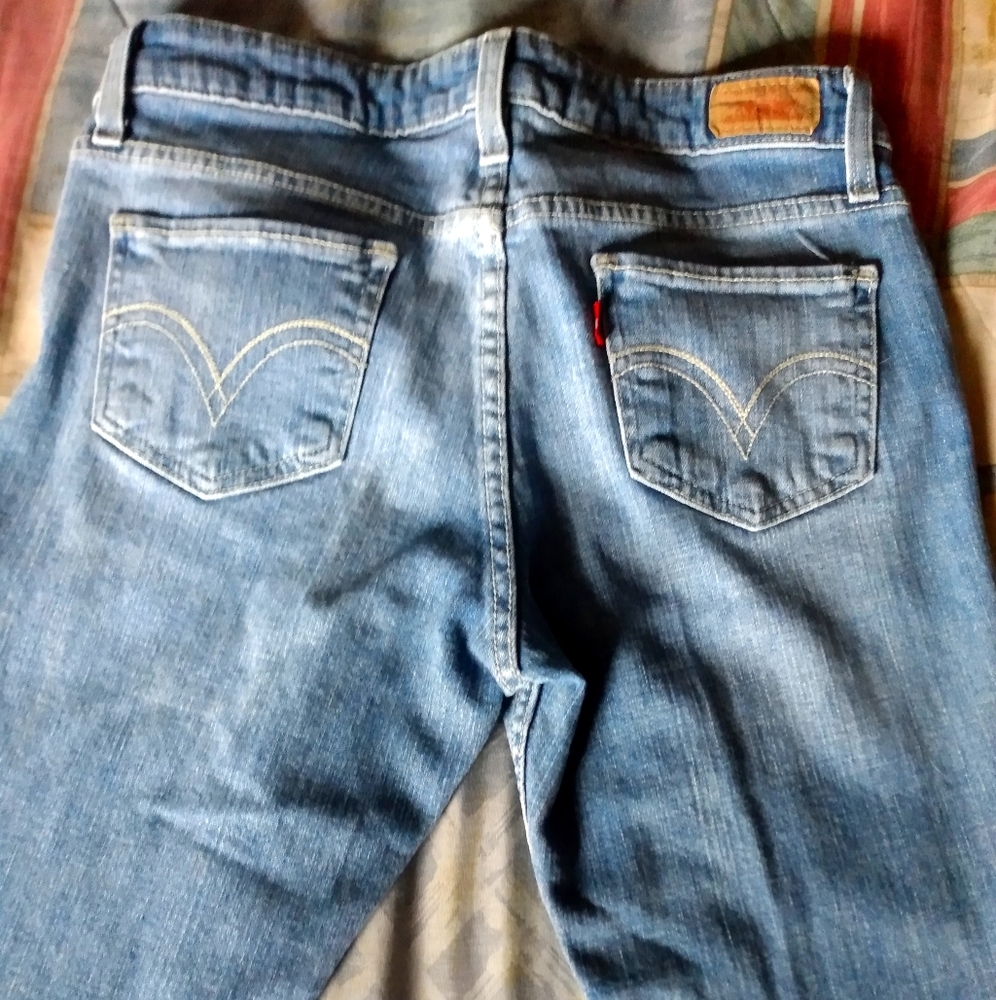 Levi jeans